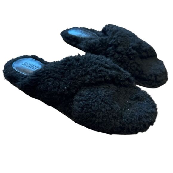 Revolve SCHUTZ S-Dynora Slipper Slip On Criss Cross Teddy Bear Shearling Sandals - Picture 5 of 7